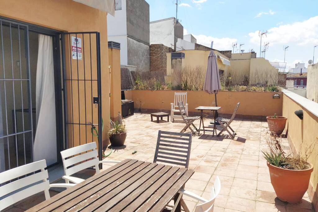 Penthouse Near Cathedral Private Rooftop Private Parking Sevilla Exterior foto