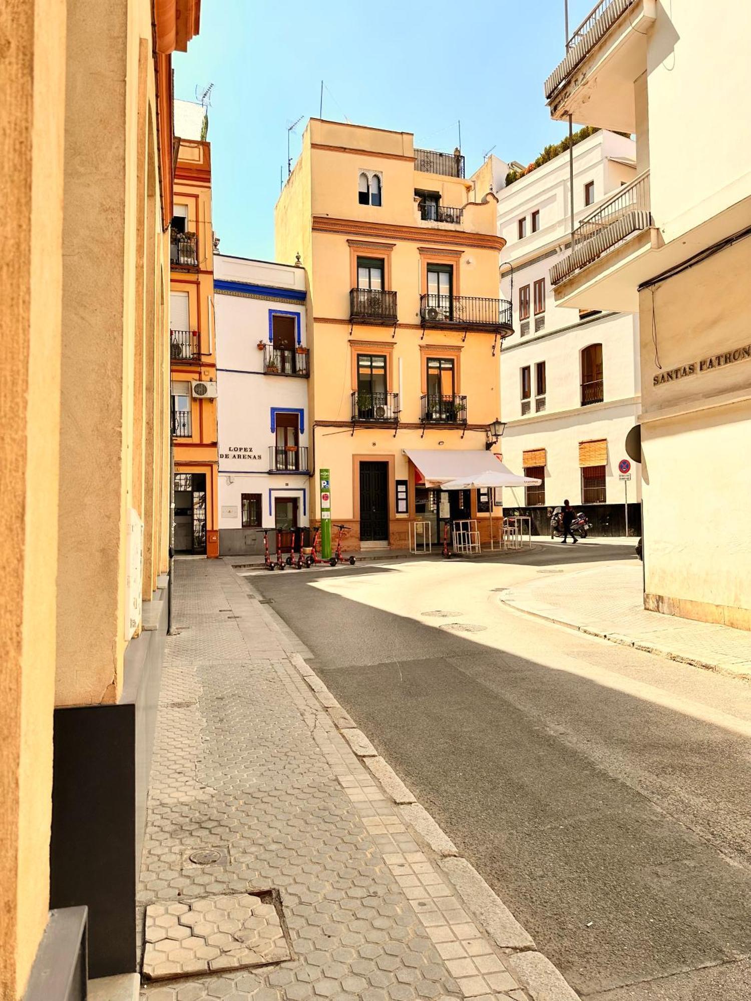 Penthouse Near Cathedral Private Rooftop Private Parking Sevilla Exterior foto