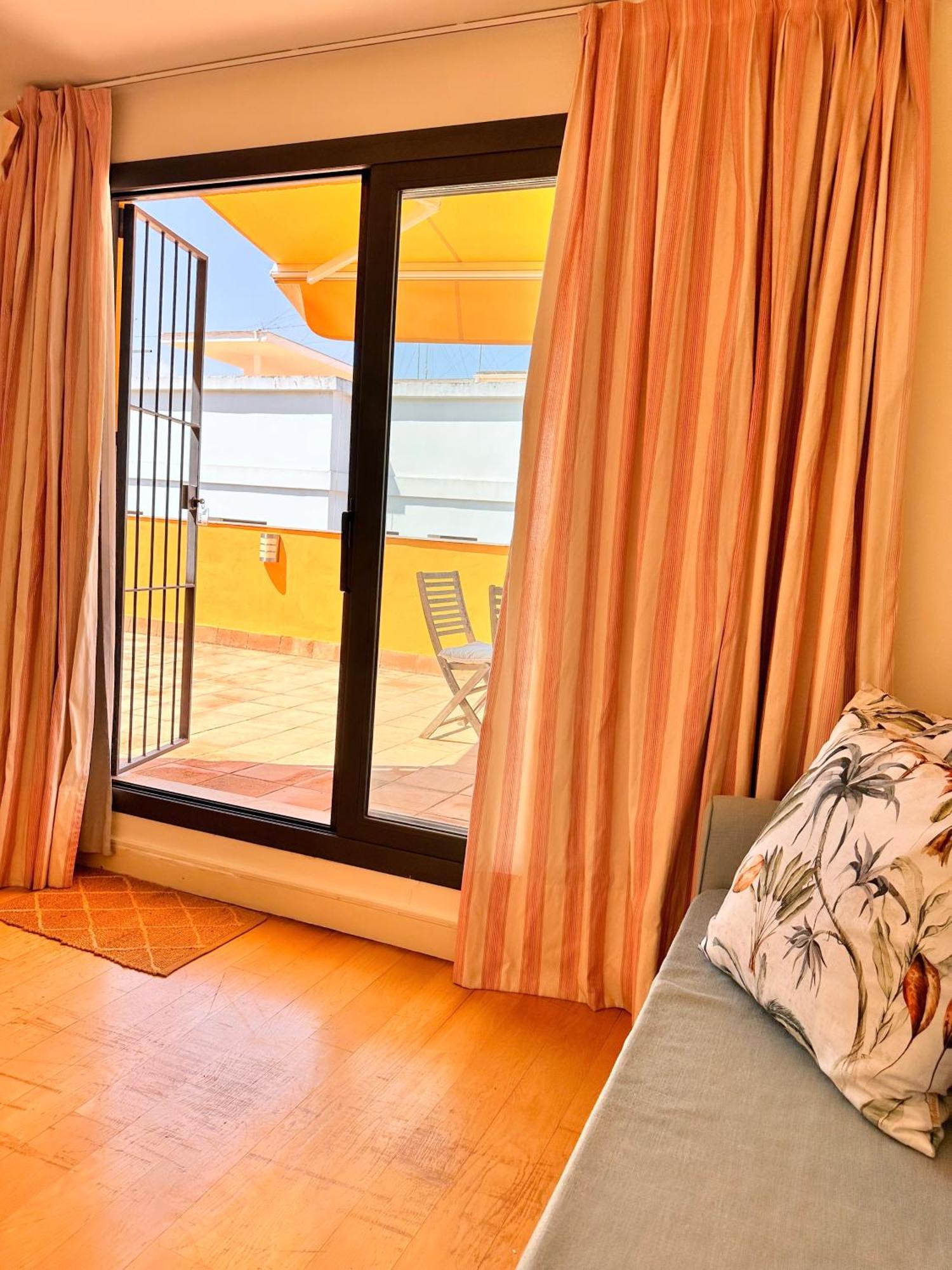 Penthouse Near Cathedral Private Rooftop Private Parking Sevilla Exterior foto